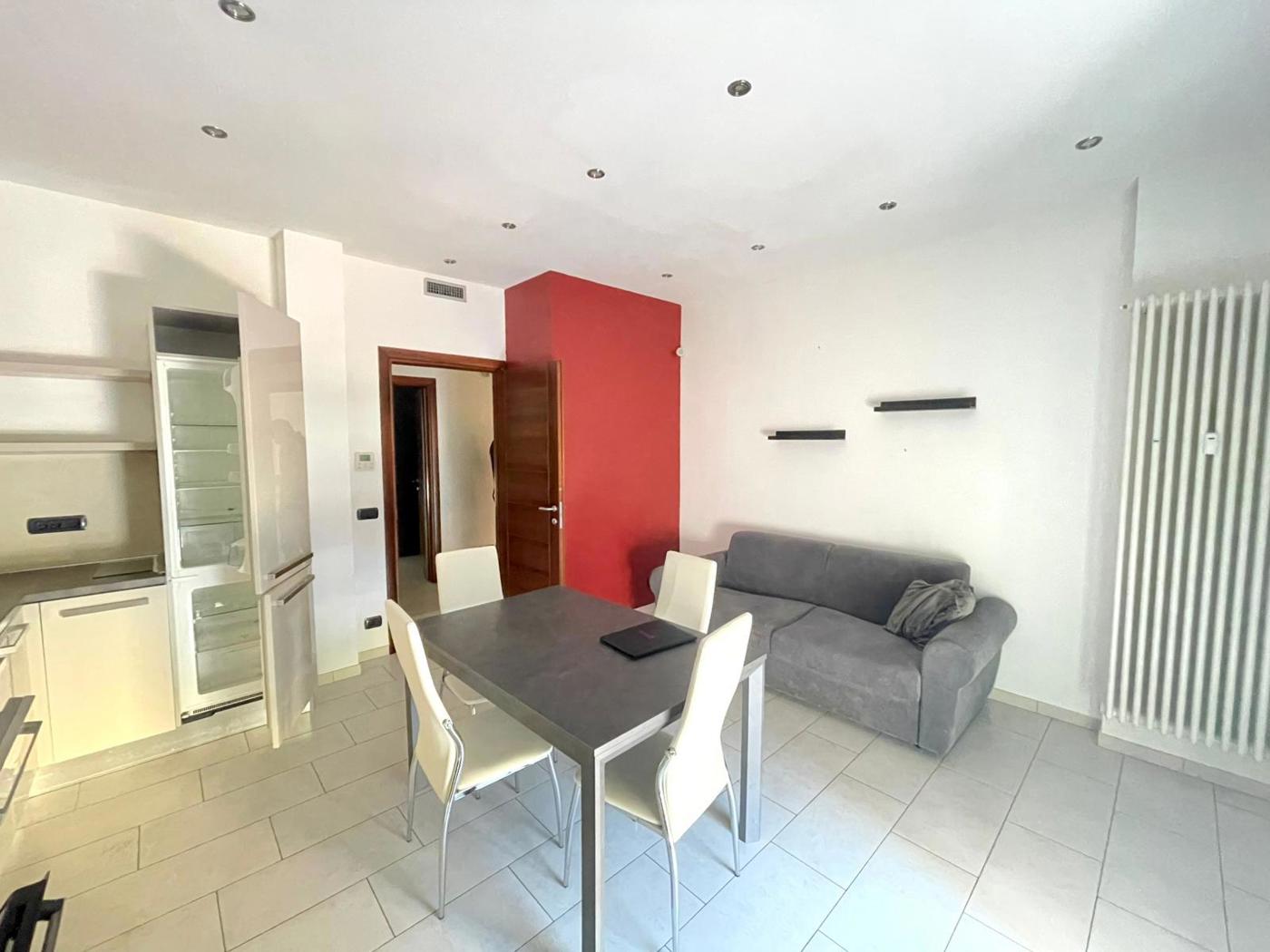 Trilocale arredato in affitto a Alba