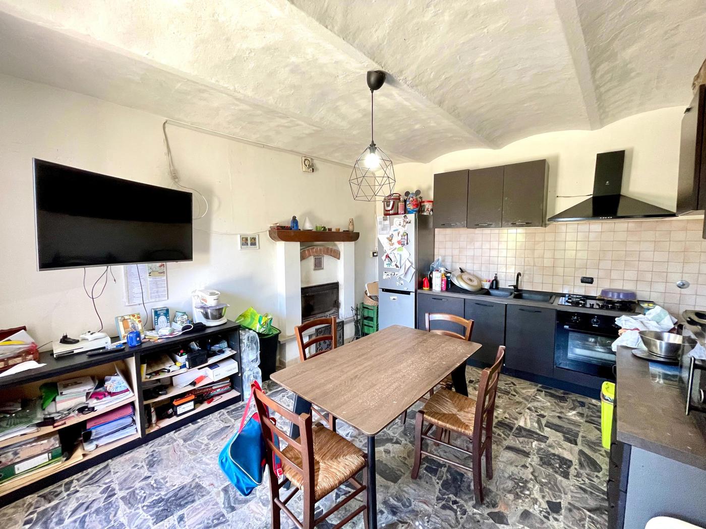 Casa indipendente con giardino a Pocapaglia