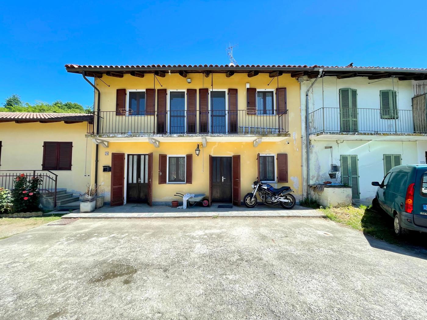 Casa indipendente con giardino a Pocapaglia