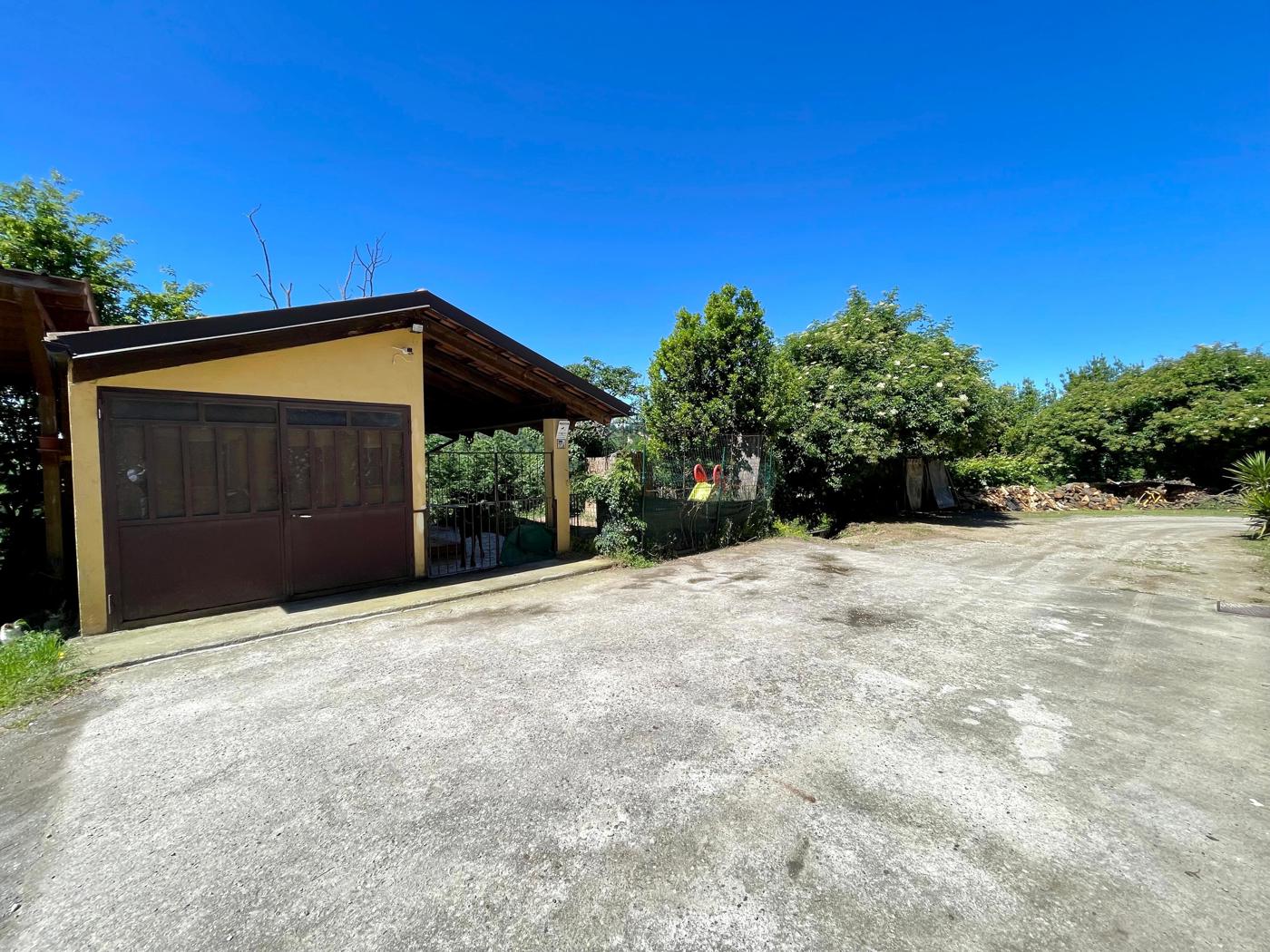 Casa indipendente con giardino a Pocapaglia
