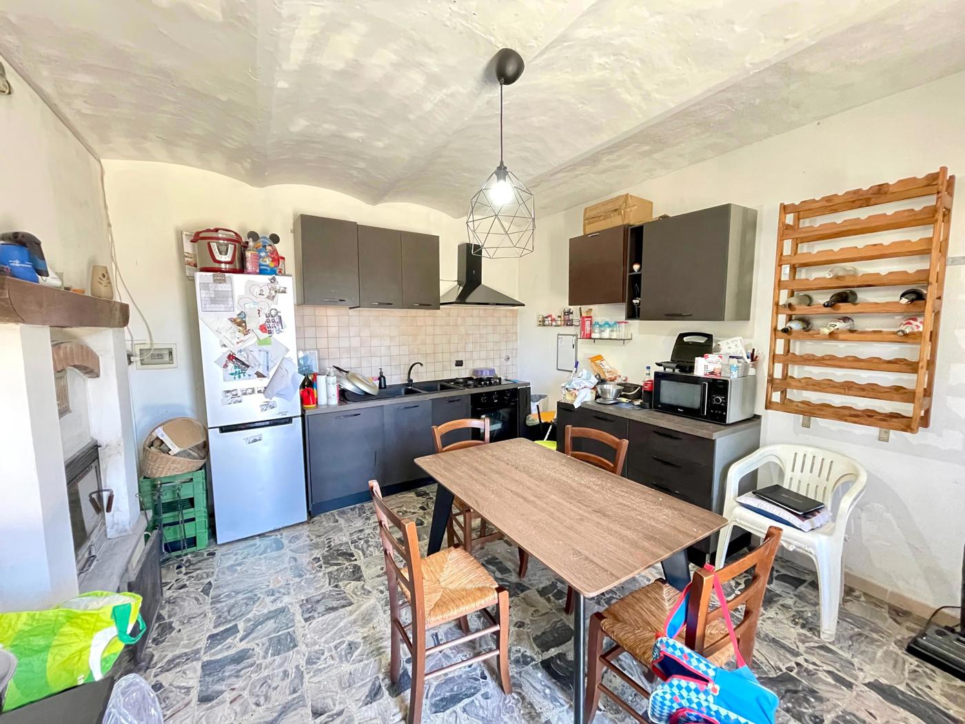 Casa indipendente con giardino a Pocapaglia