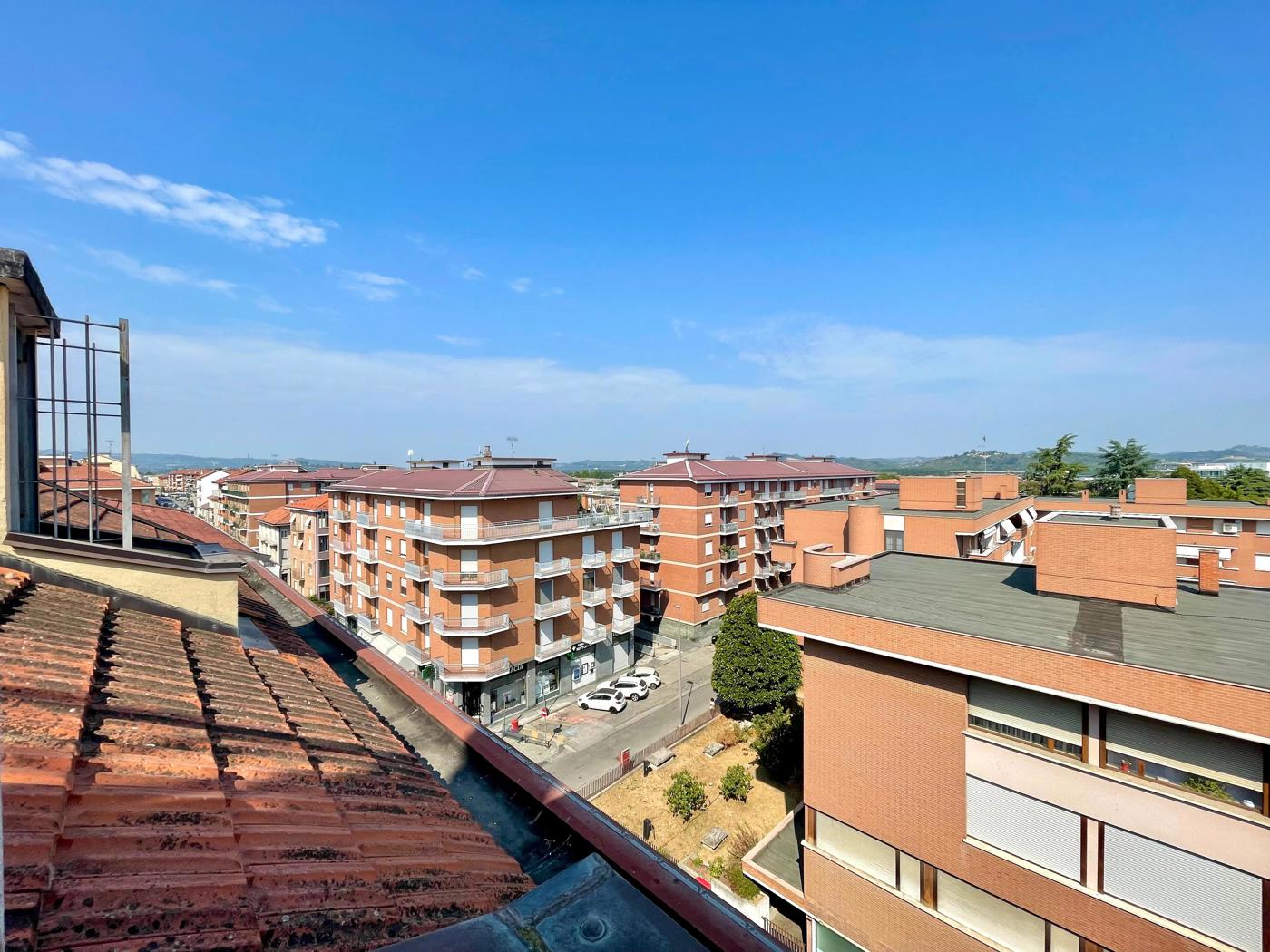 Bilocale arredato in affitto a Alba