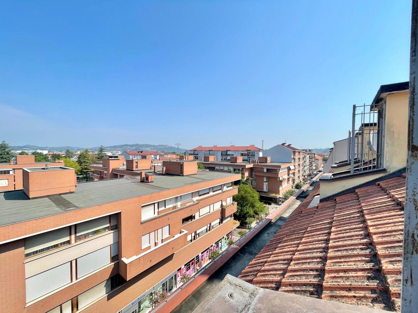 Bilocale arredato in affitto a Alba