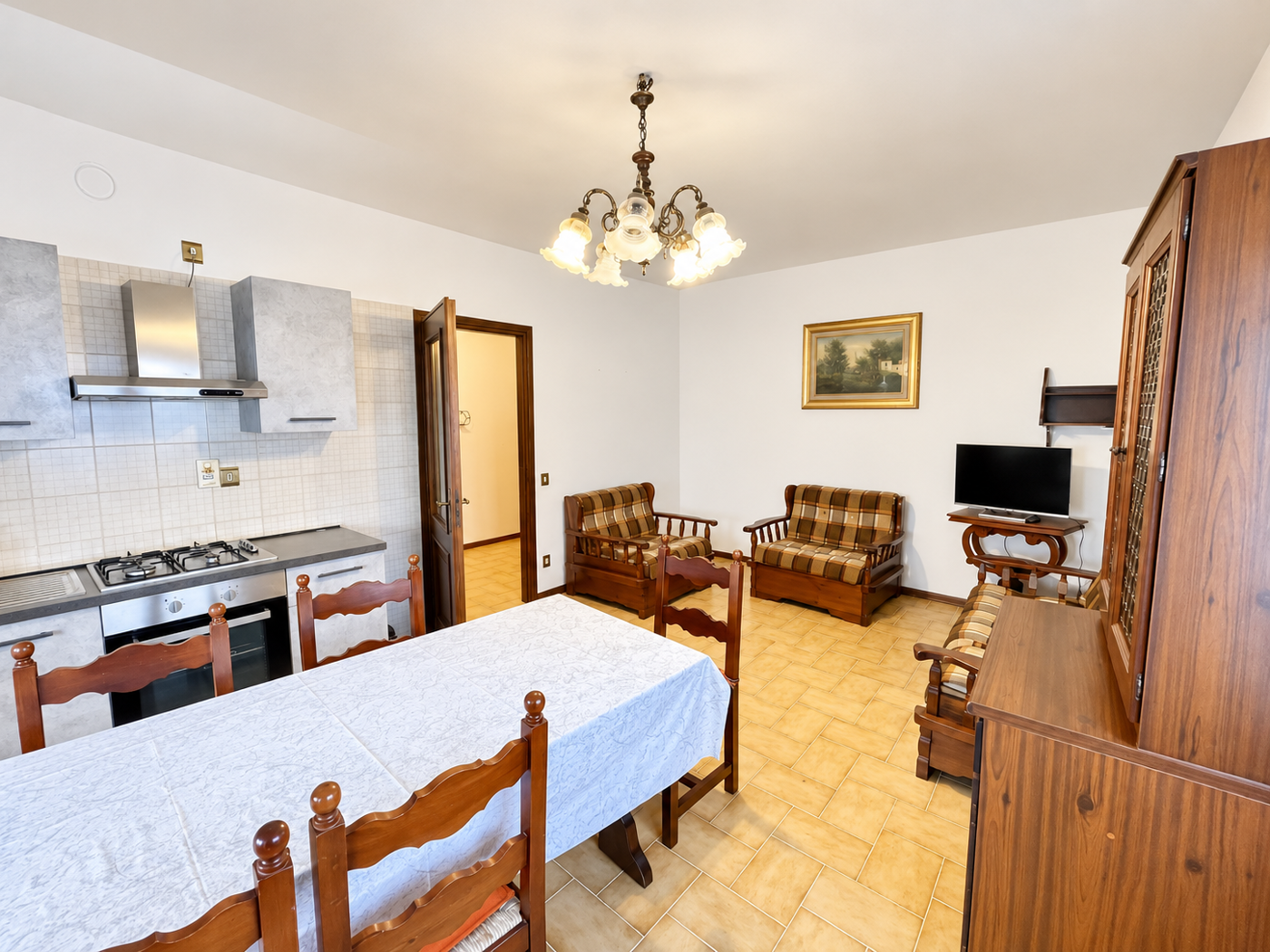 Casa indipendente arredata in affitto a Lequio Berria