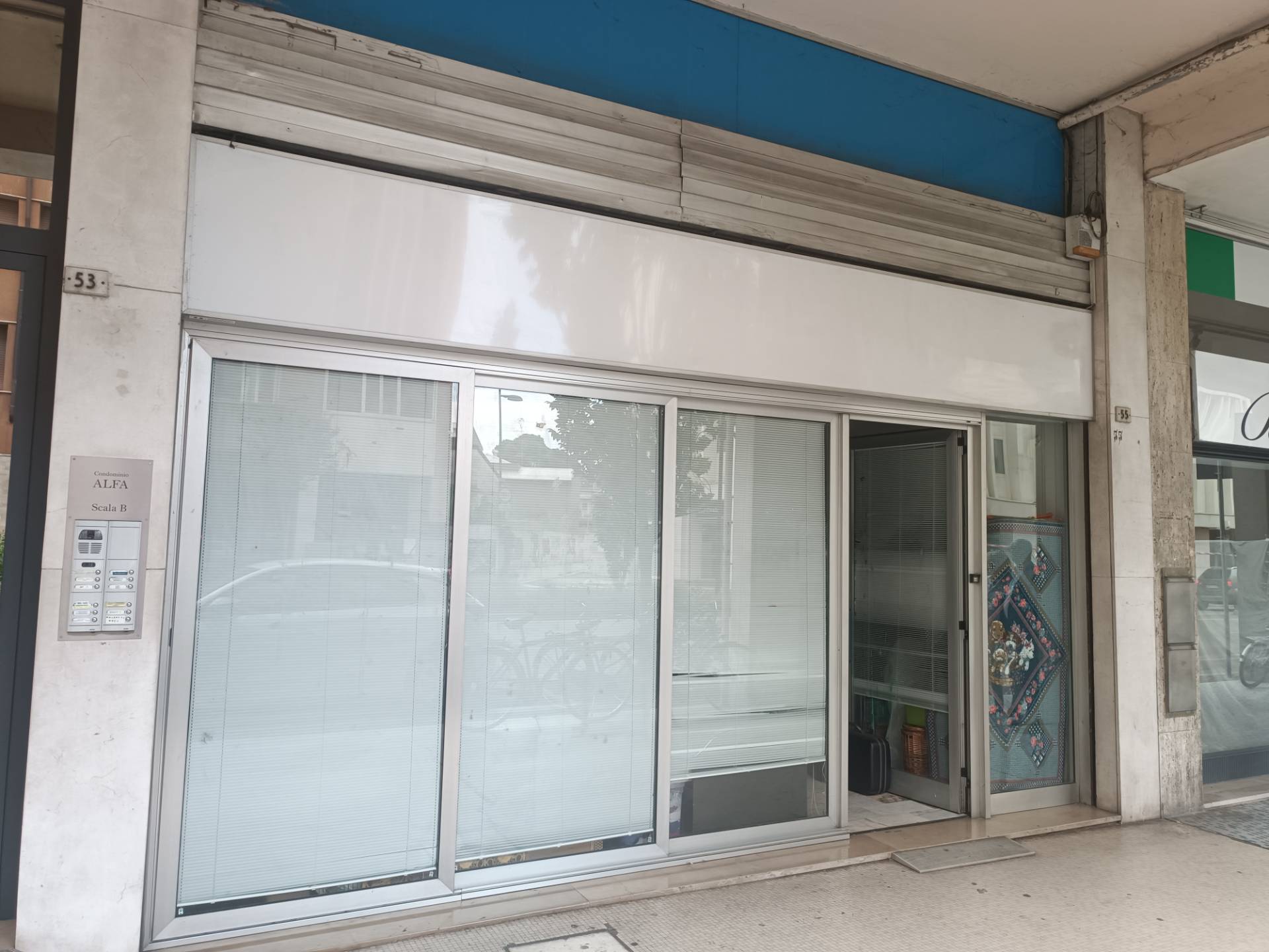 Locale commerciale in vendita a Pordenone