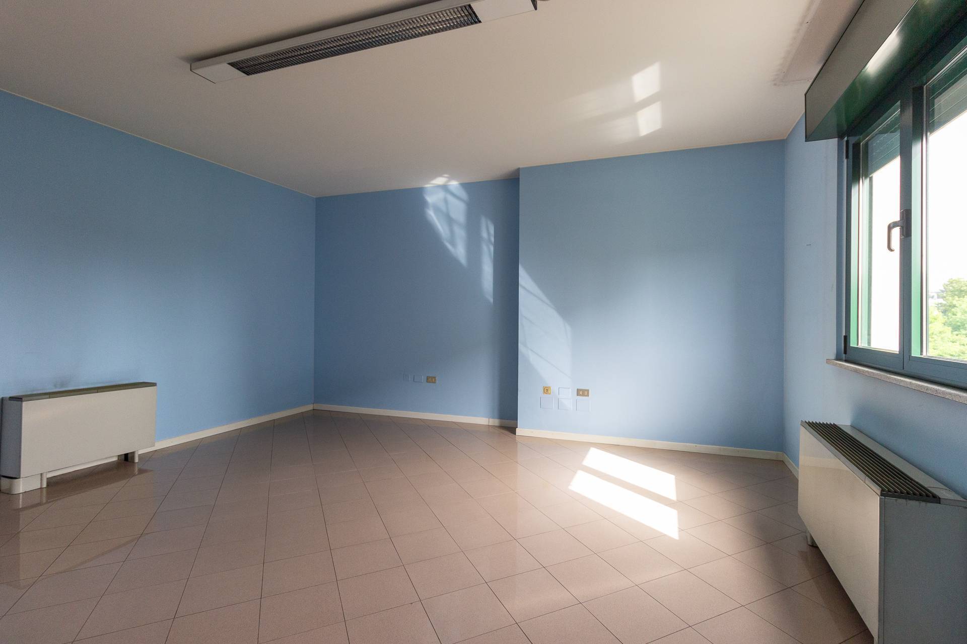 Studio/Ufficio in vendita a Pordenone, Centro