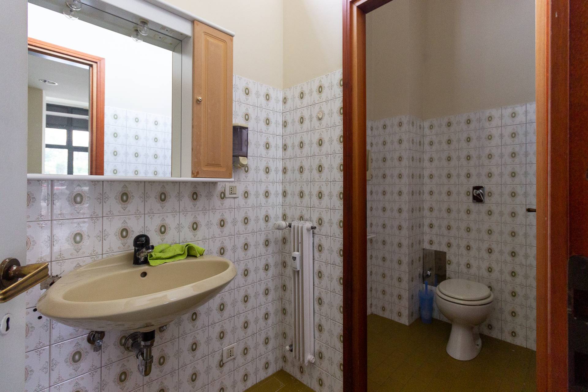 Locale commerciale in affitto a Pordenone, Centro