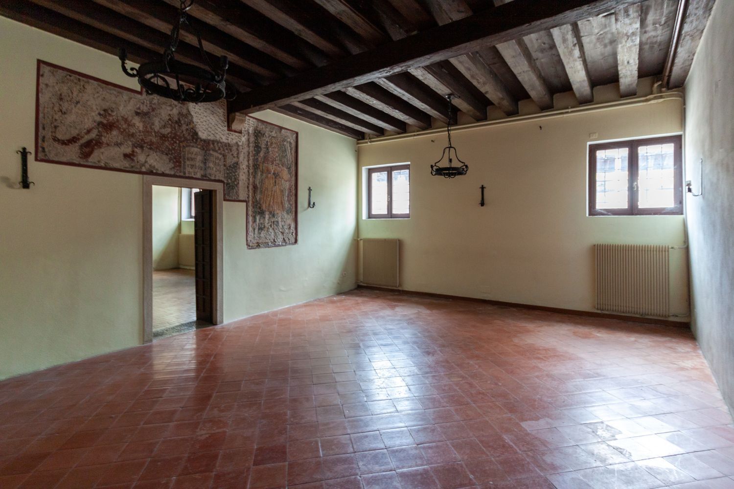 Locale commerciale in affitto a Porcia