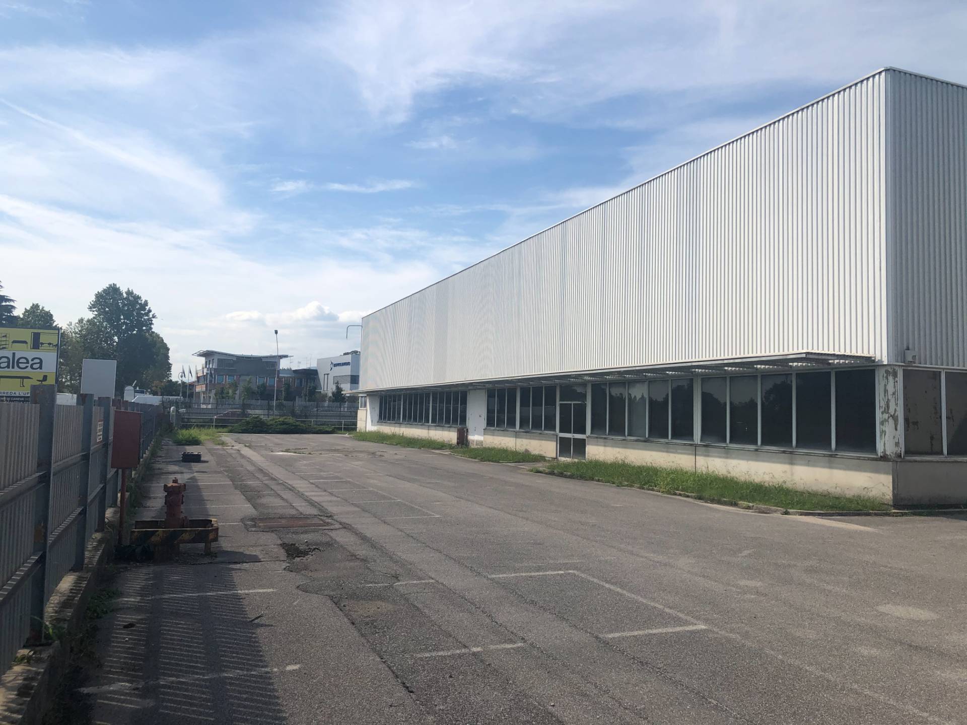 Capannone in vendita a Porcia, Sant'Antonio