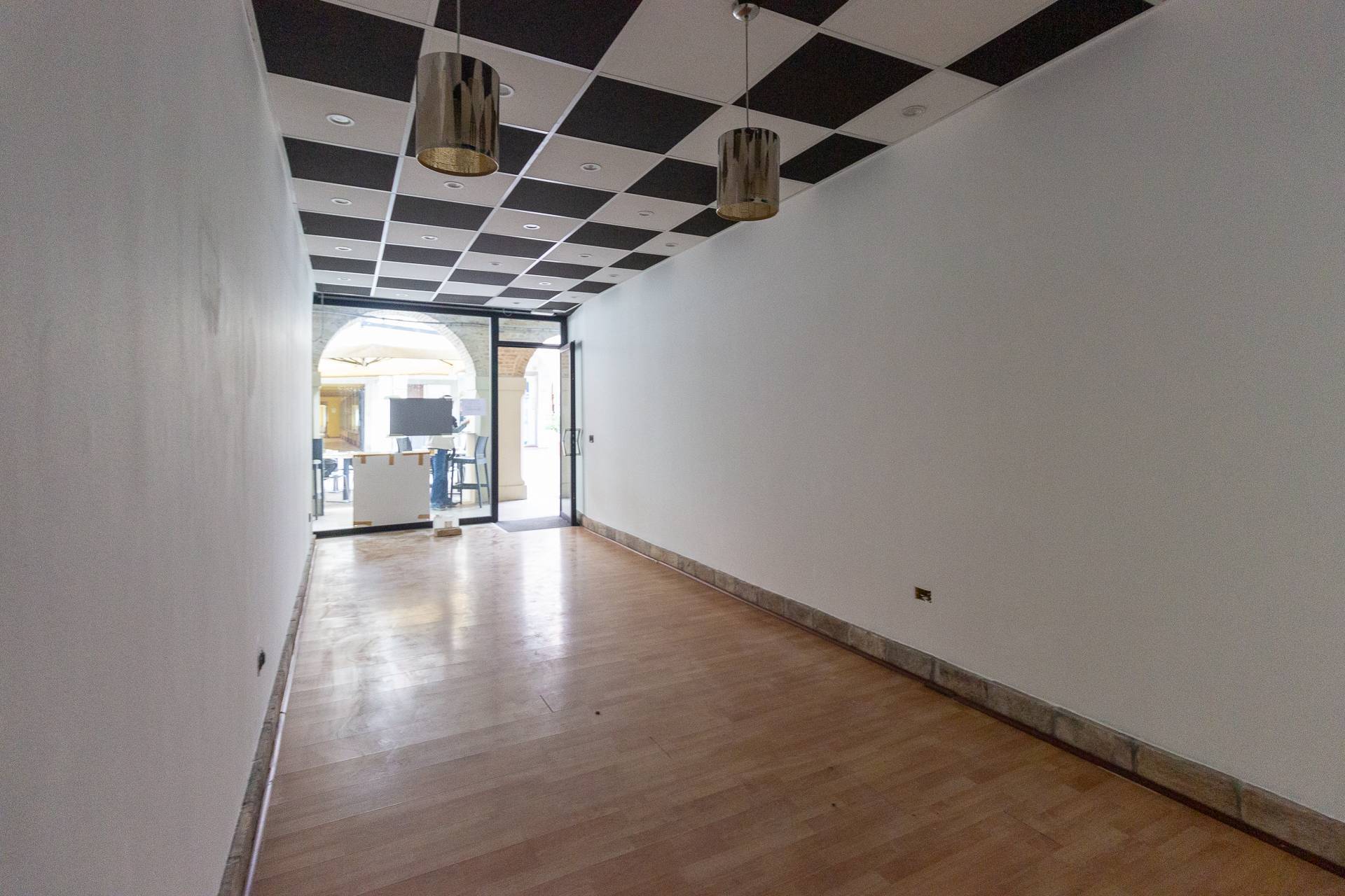 Locale commerciale in affitto a Pordenone