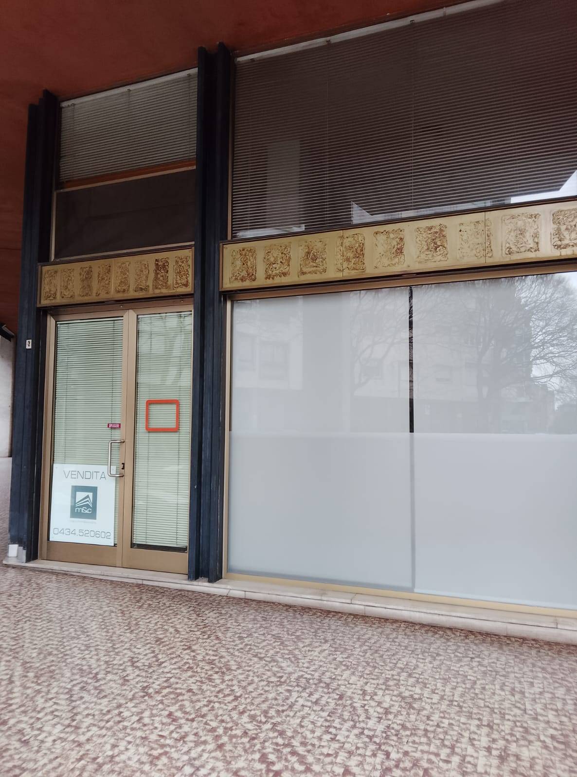 Locale commerciale in vendita a Pordenone