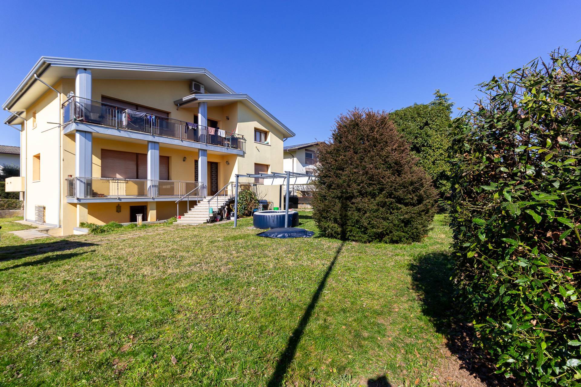 Villetta bifamiliare in vendita a Cordenons, Nogaredo