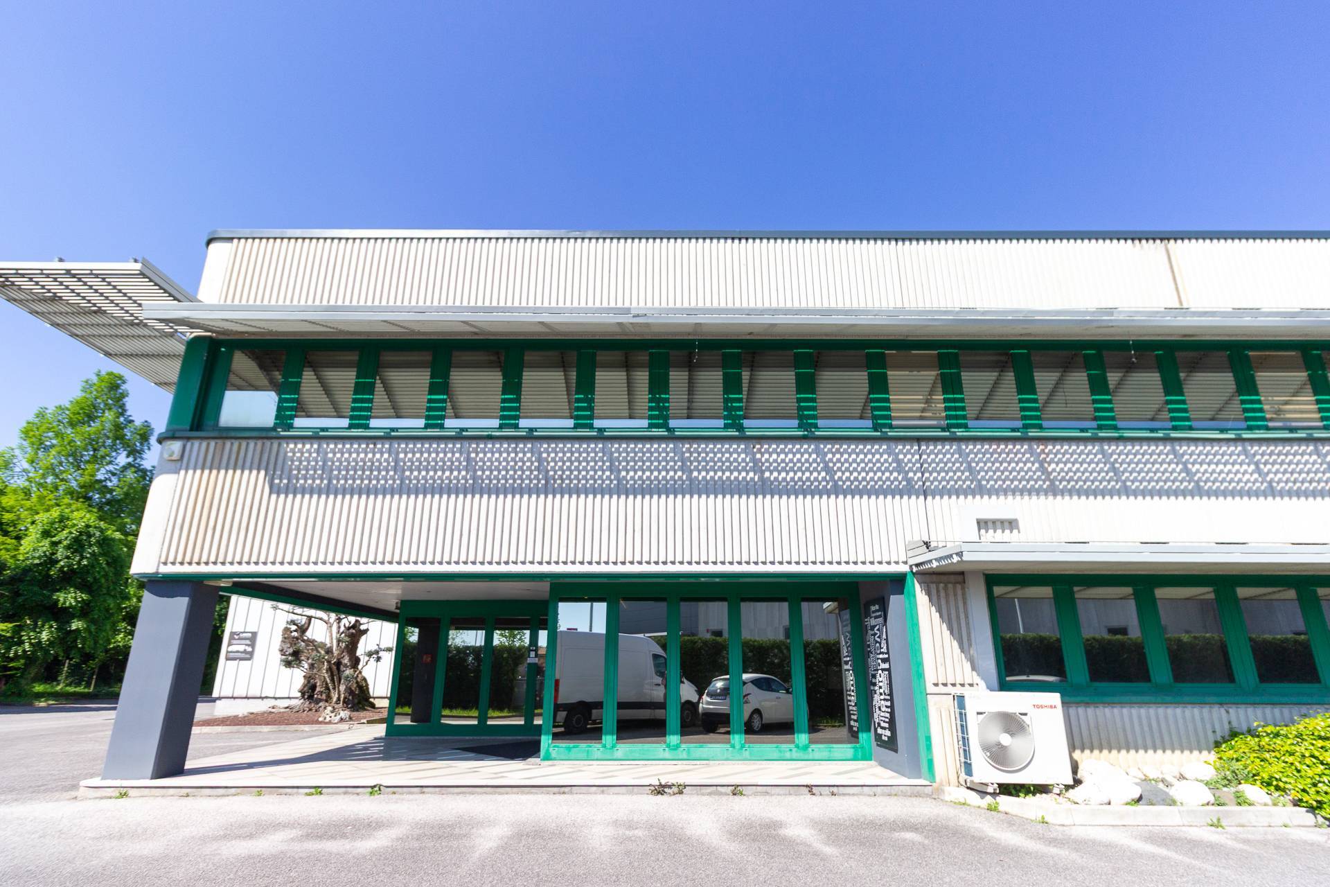 Opificio in vendita a Oderzo, Piavon