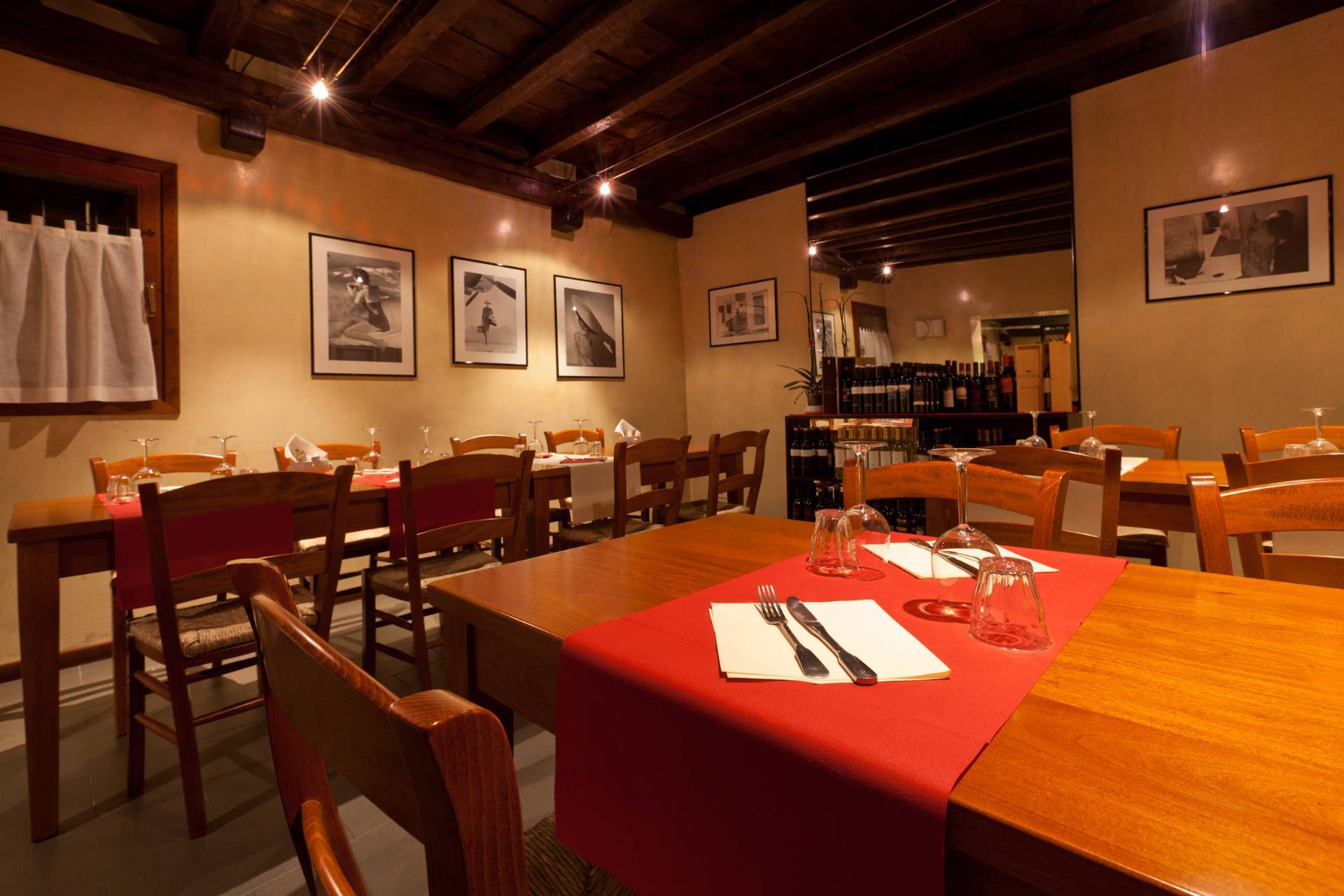 Locale commerciale in vendita a Fontanafredda