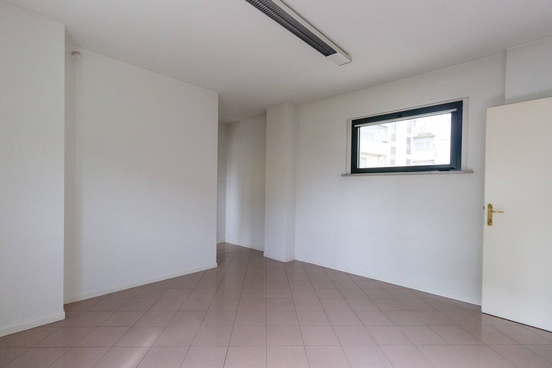 Studio/Ufficio in vendita a Pordenone, Centro