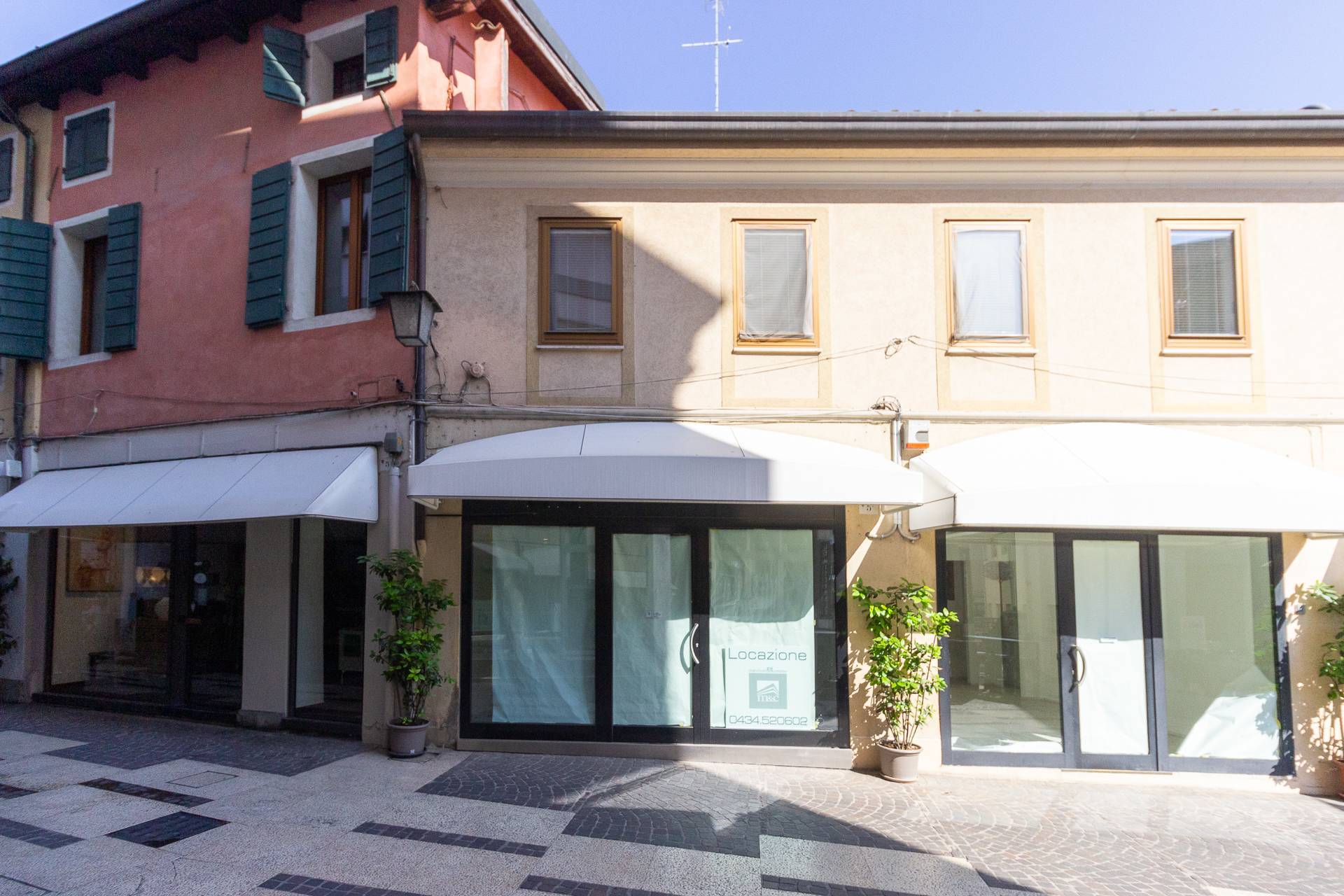 Locale commerciale in affitto a Pordenone