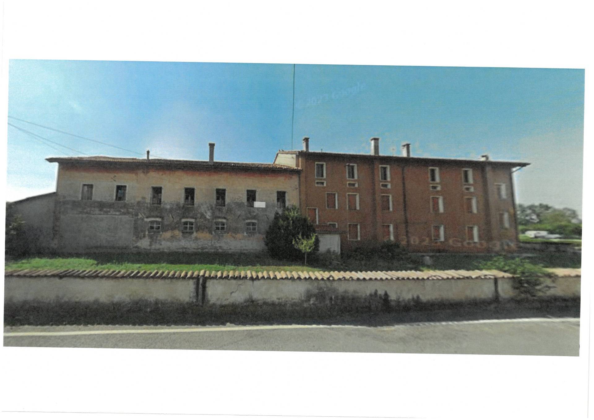 Rustico in vendita a San Vito al Tagliamento, Rosa