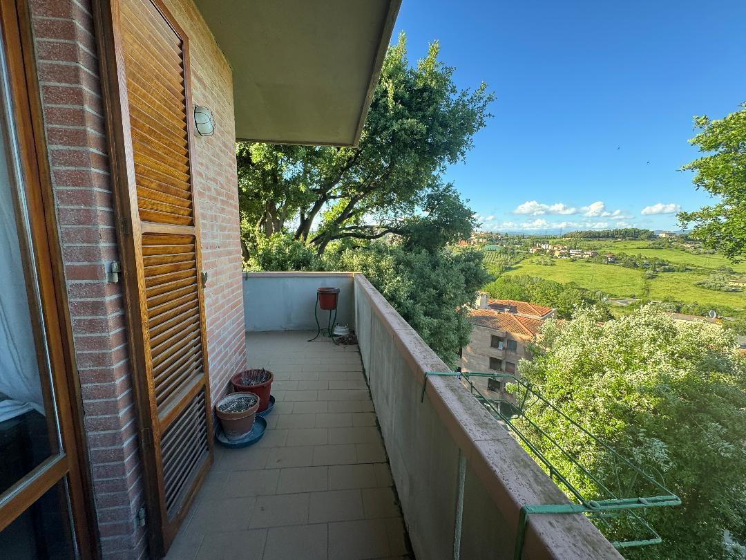 Quadrilocale con terrazzi, Siena marciano