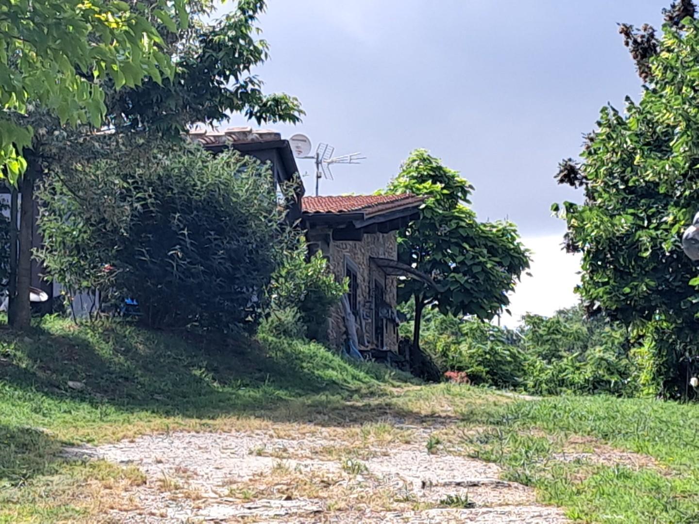 Rustico con giardino a Castiglion Fiorentino