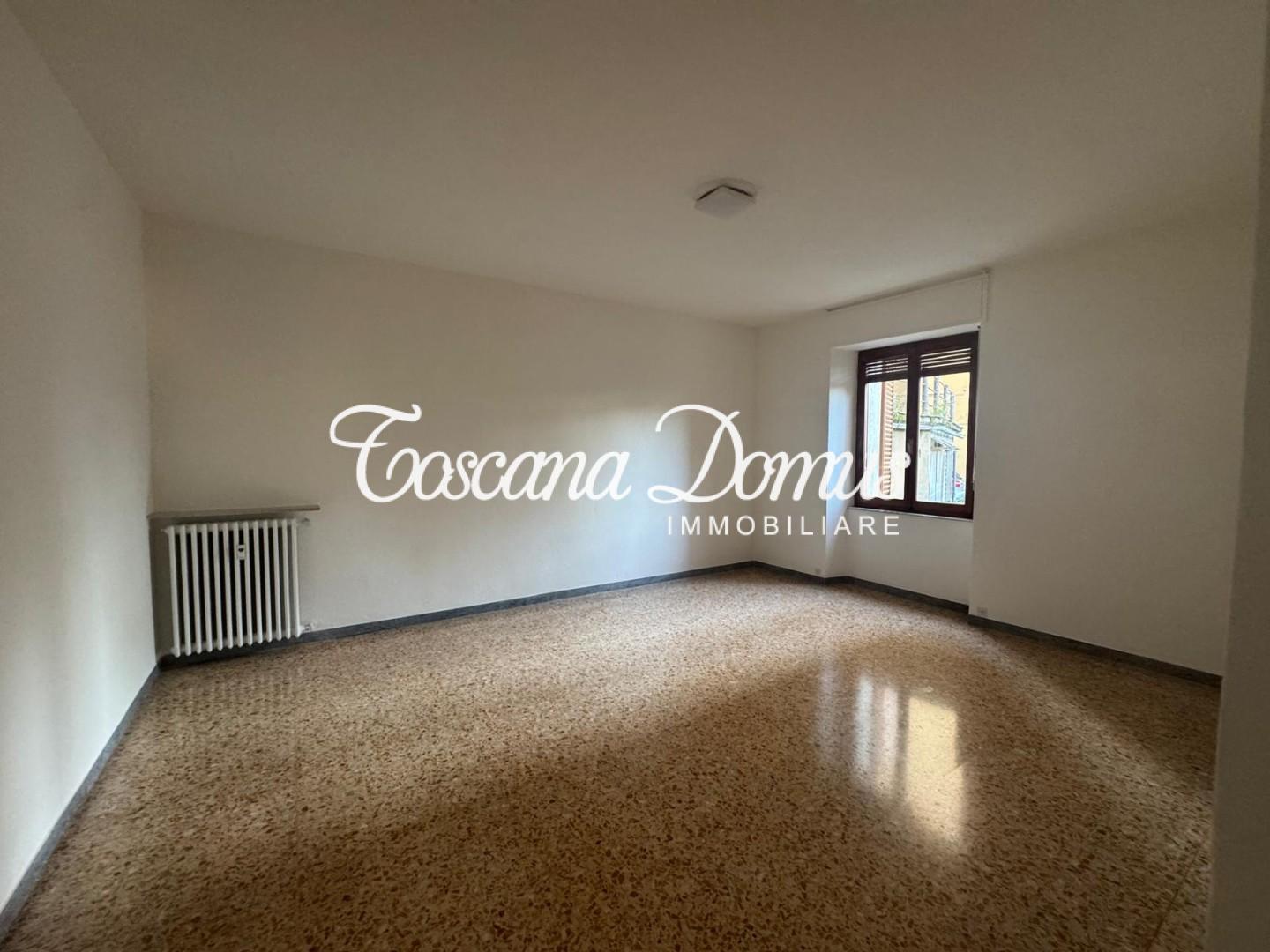 Appartamento con terrazzi, Siena s. prospero