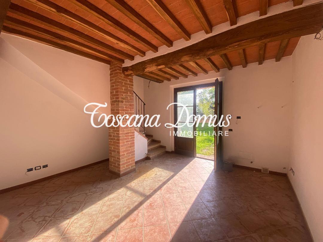 Casa indipendente con giardino a Asciano