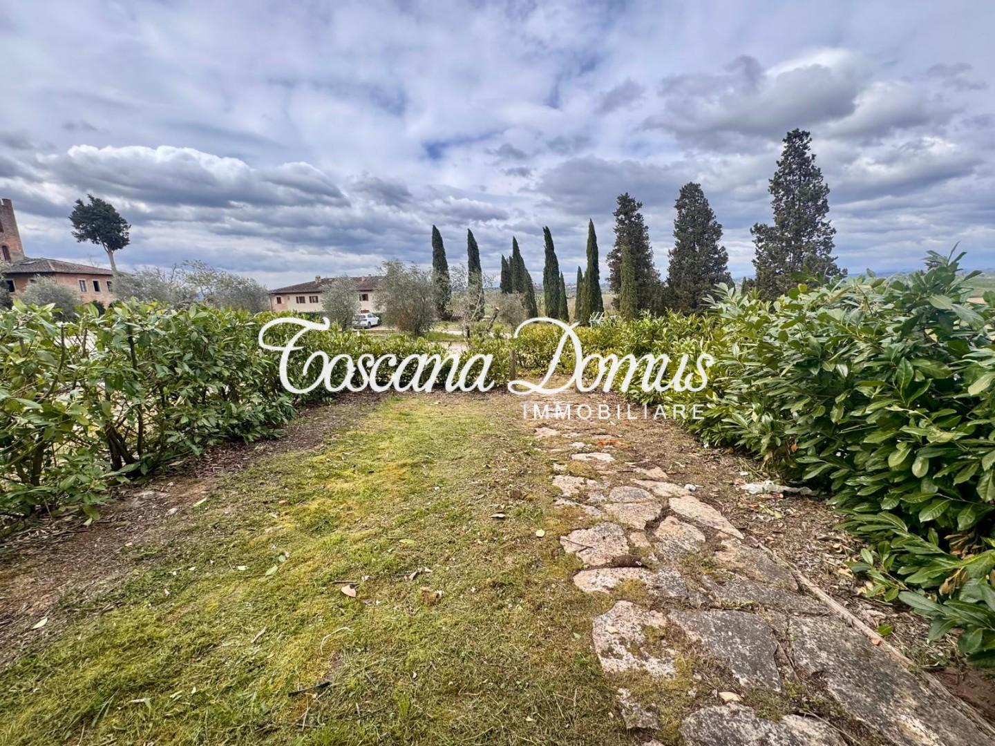 Casa indipendente con giardino a Asciano