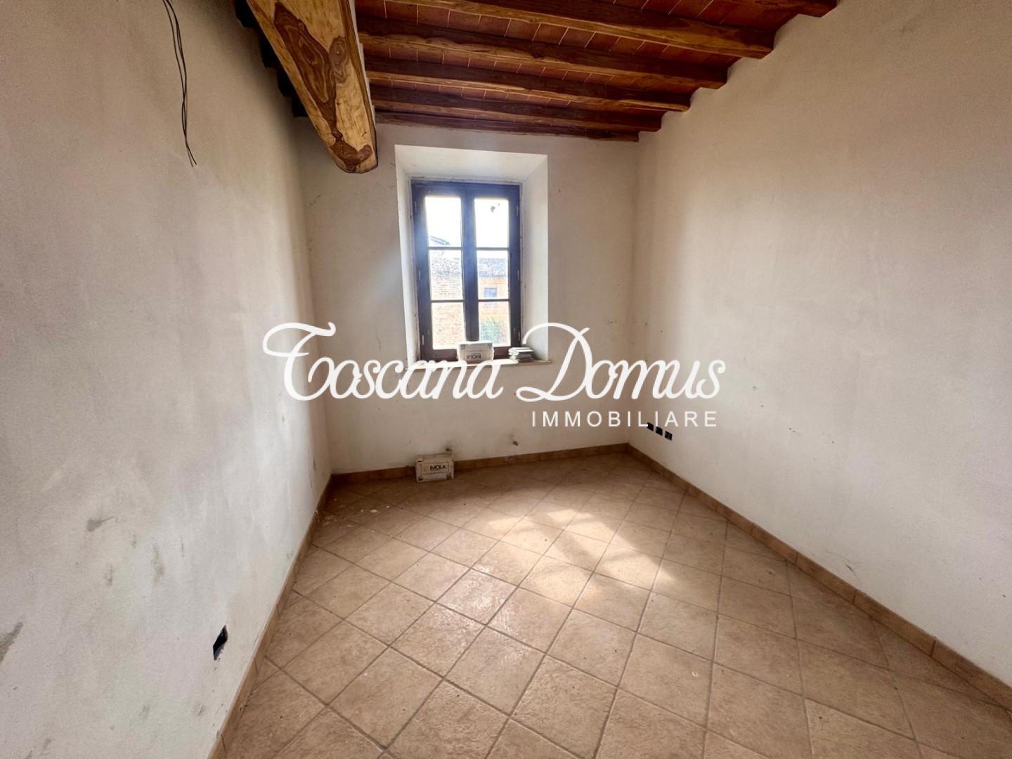 Casa indipendente con giardino a Asciano