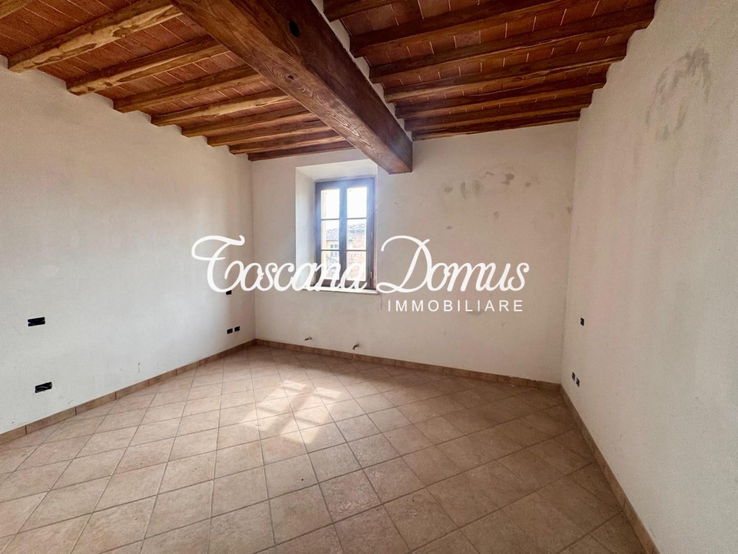 Casa indipendente con giardino a Asciano