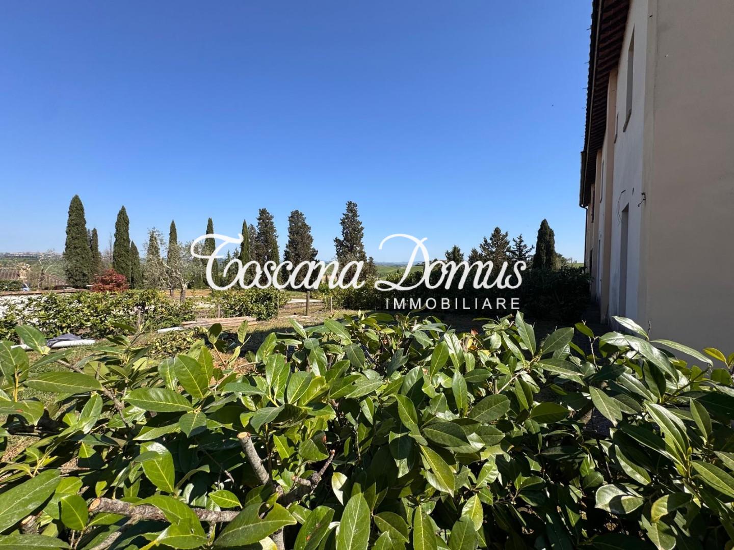 Casa indipendente con giardino, Asciano scalo