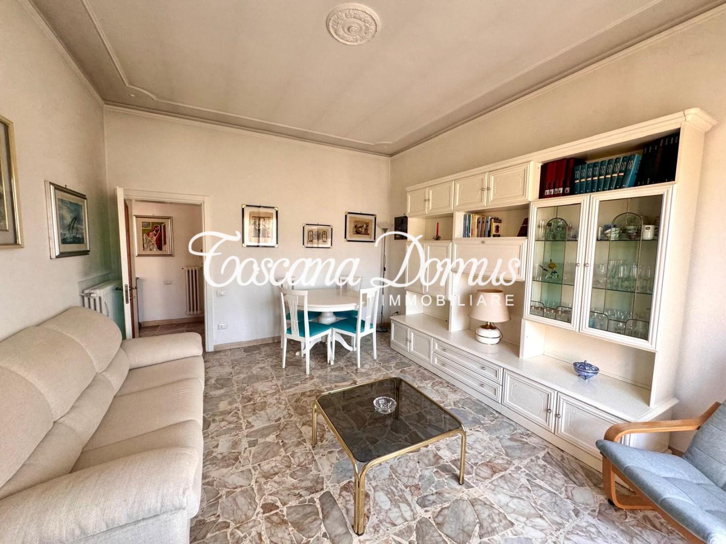 Appartamento con terrazzo, Siena acquacalda