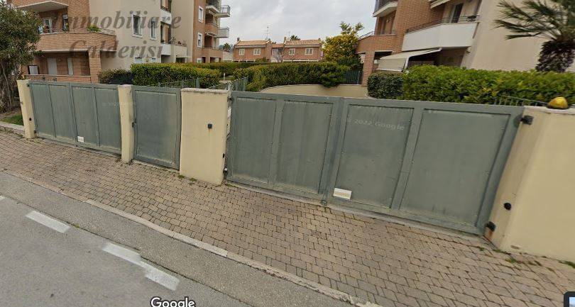 Box/Garage 30mq in affitto, Grottammare mare