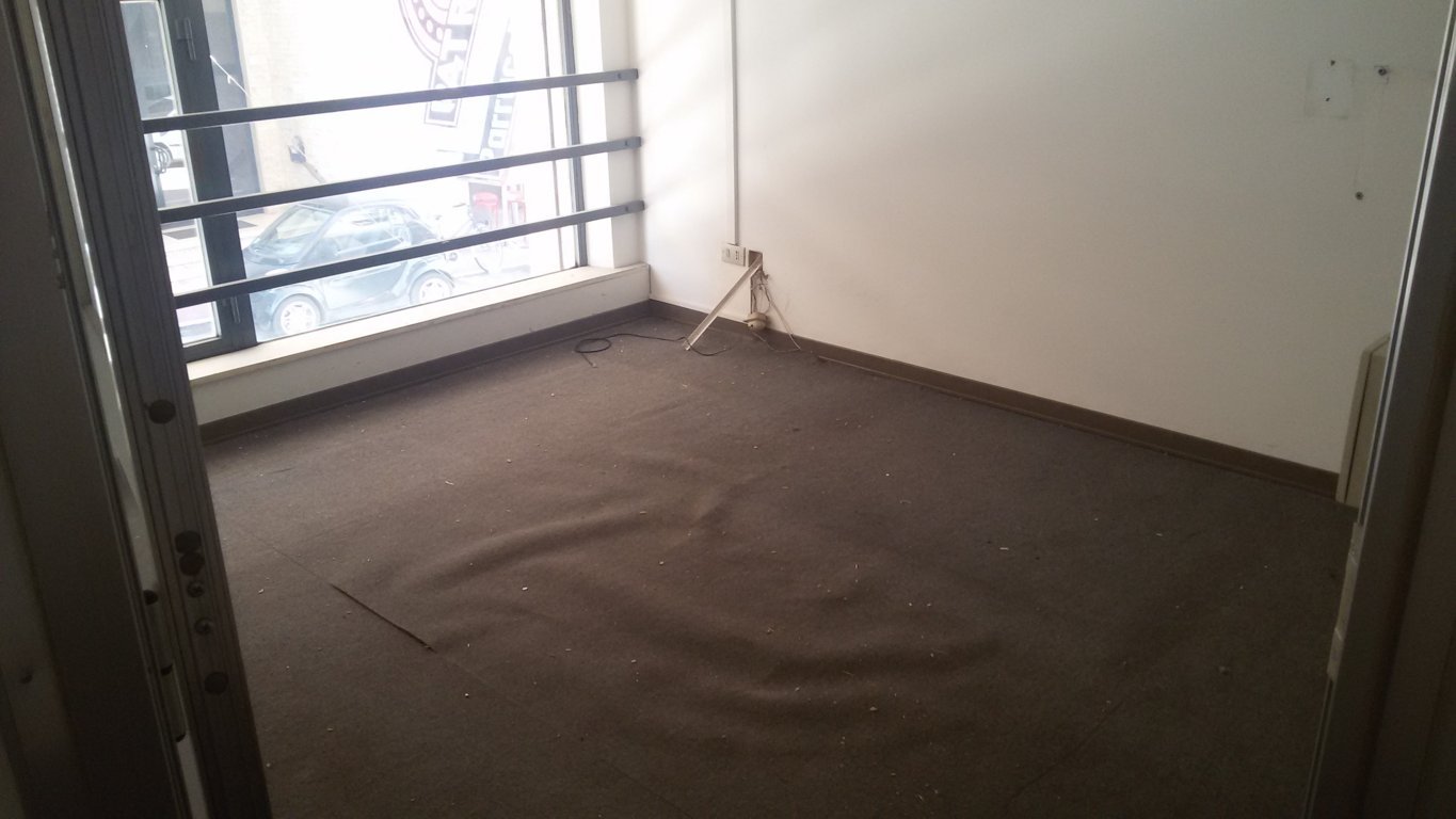 Locale commerciale in affitto a San Benedetto del Tronto