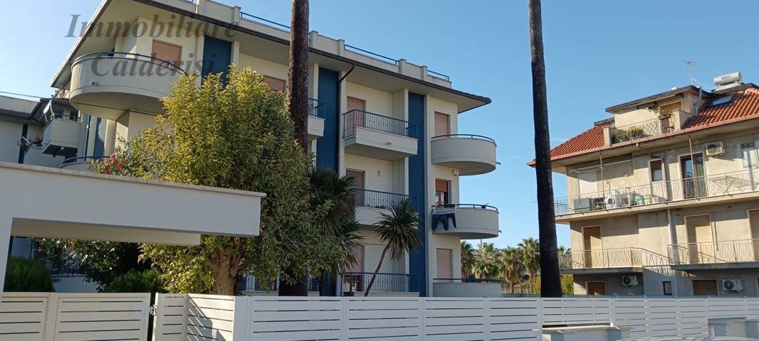 Appartamento in vendita a San Benedetto del Tronto, mare