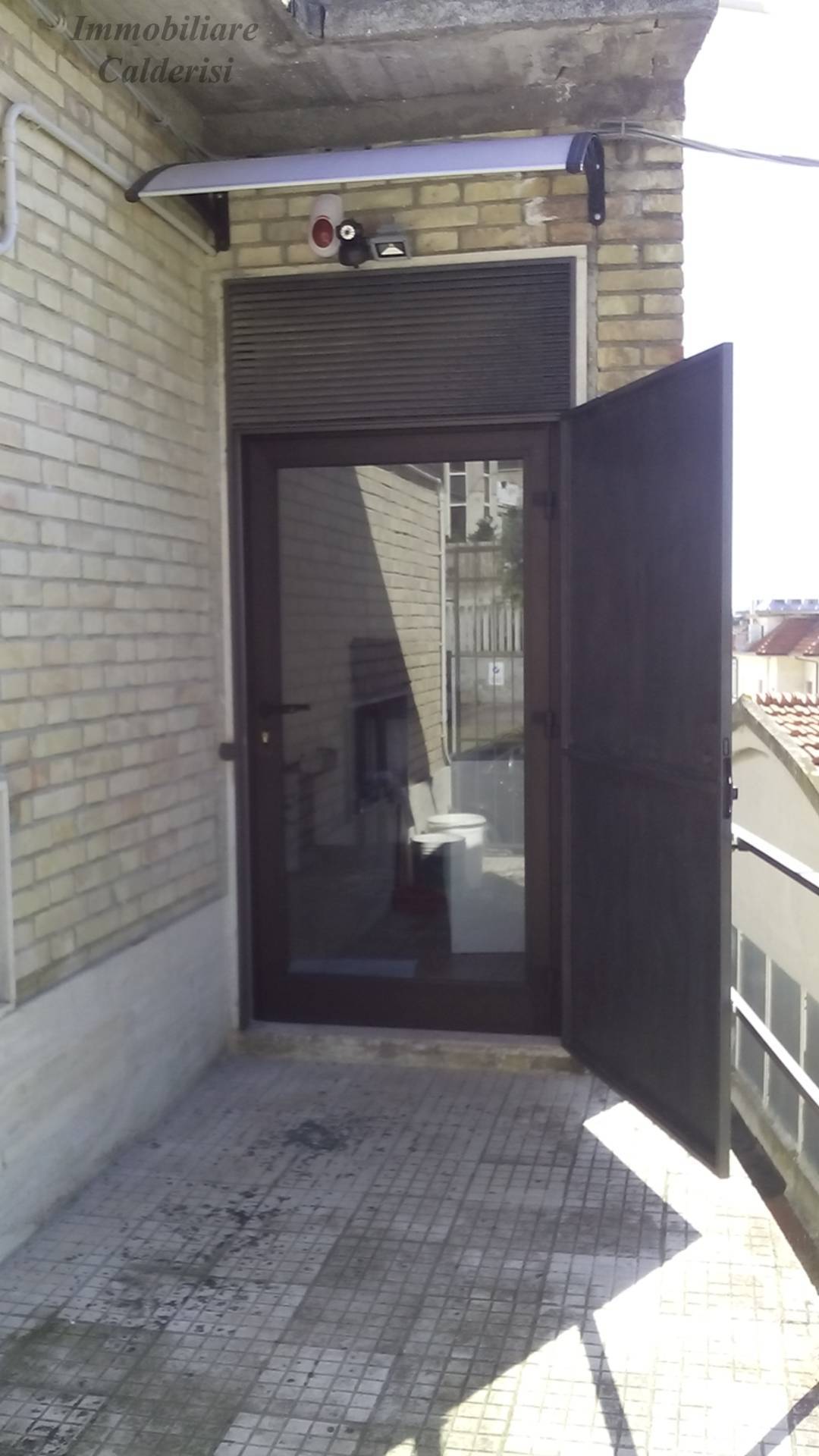 Deposito in vendita a San Benedetto del Tronto, Ragnola