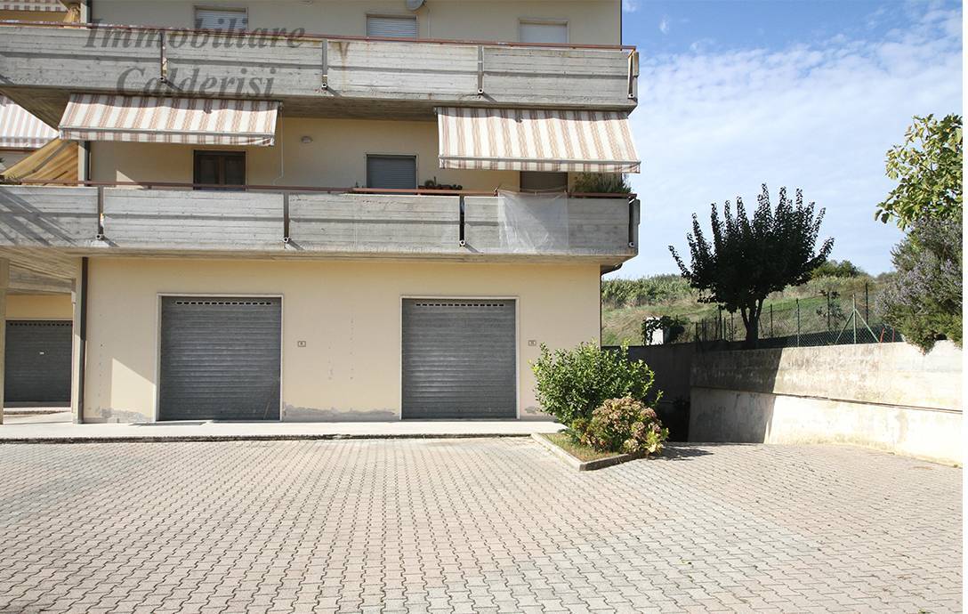 Laboratorio in vendita a Monsampolo del Tronto, Stella di Monsampolo