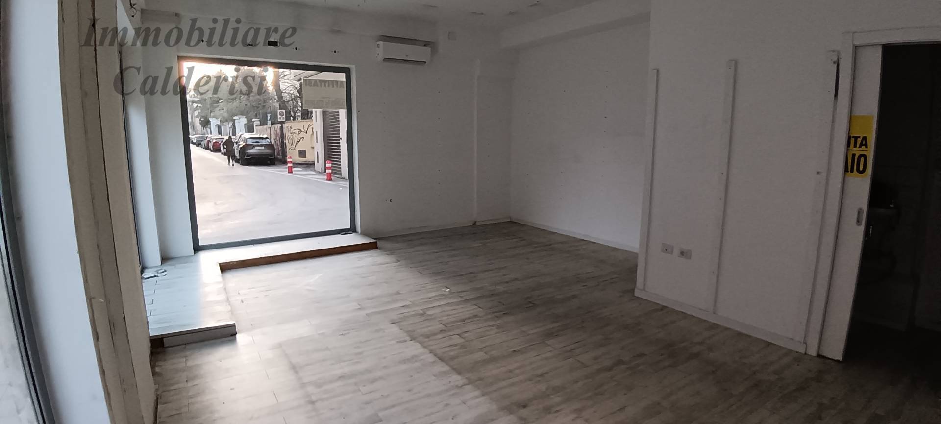 Locale commerciale in affitto a San Benedetto del Tronto, Centro