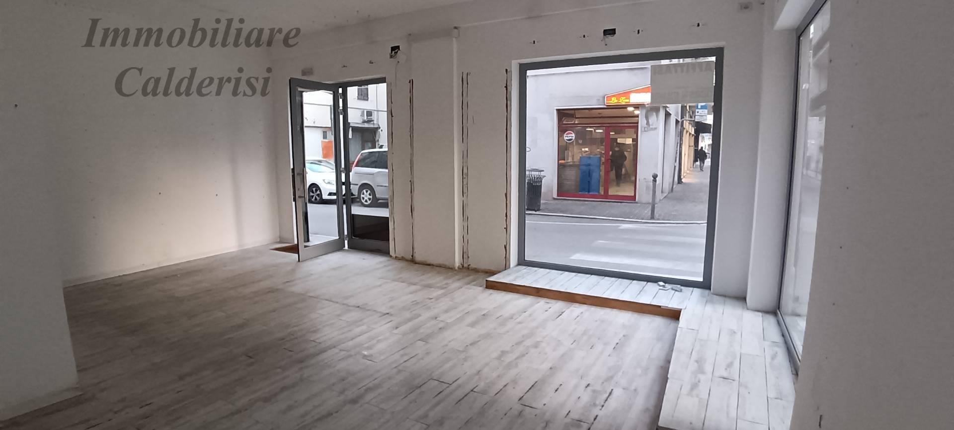 Locale commerciale in affitto a San Benedetto del Tronto, Centro