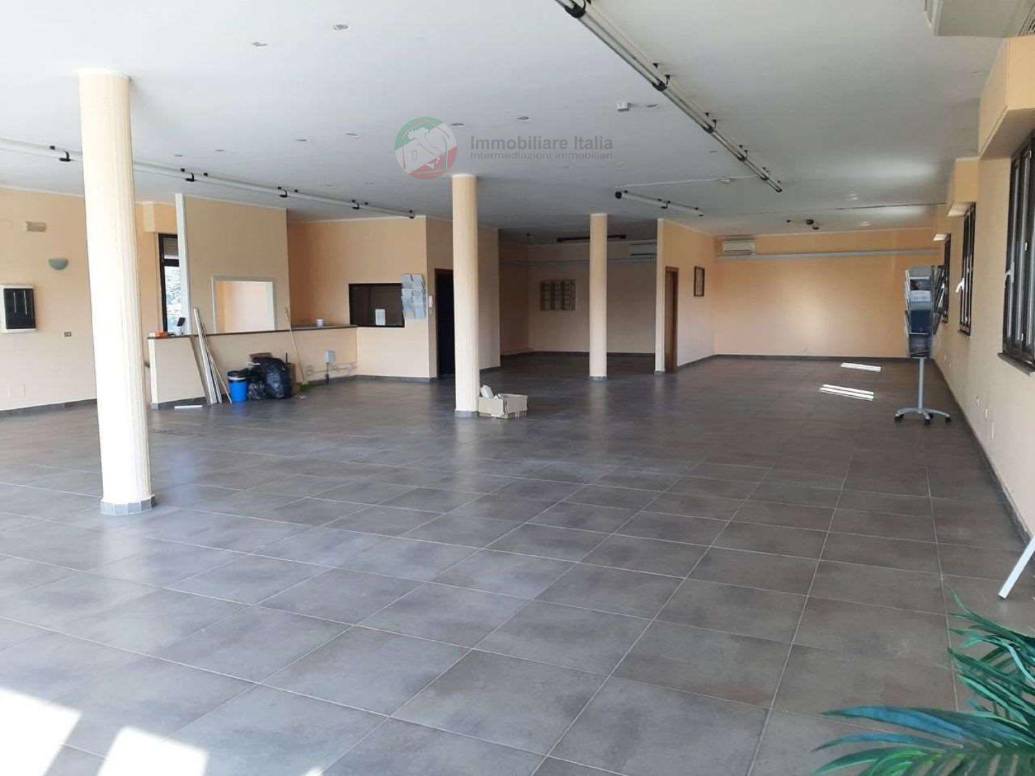 Locale commerciale in affitto a San Giovanni in Marignano