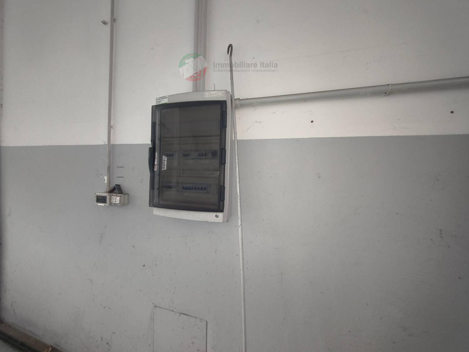 Laboratorio con box a San Giovanni in Marignano