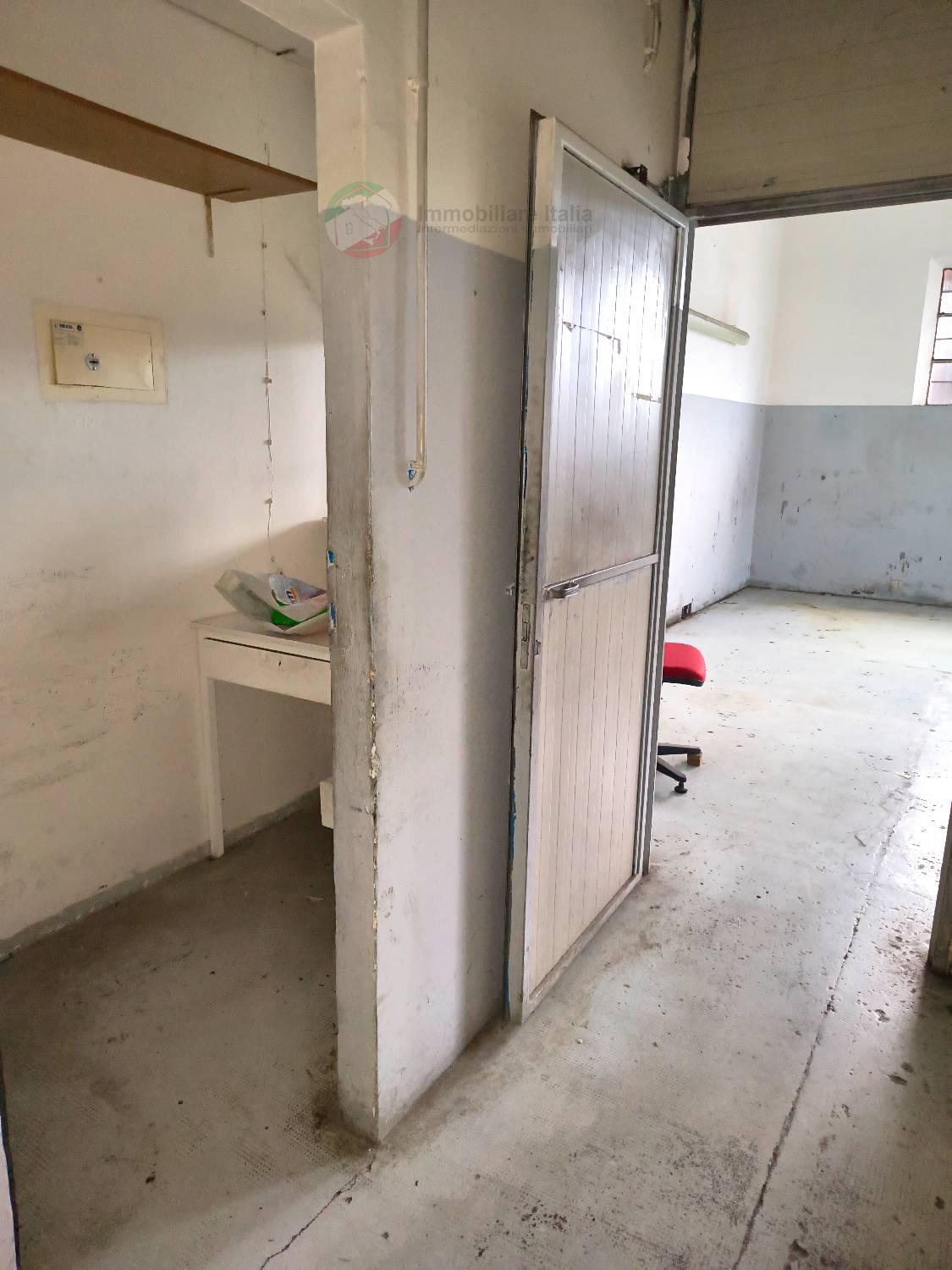 Laboratorio con box a San Giovanni in Marignano