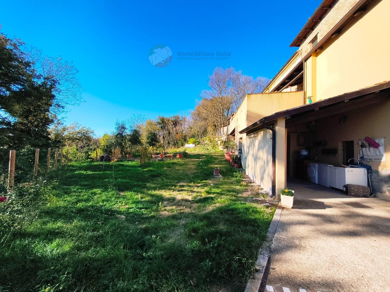 Appartamento in vendita a Mercatino Conca