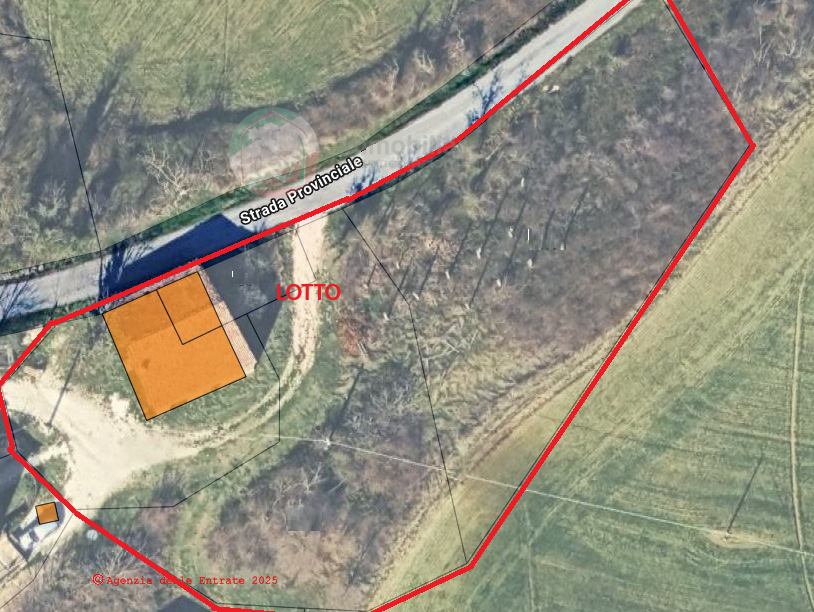 Rustico con giardino a Mercatino Conca