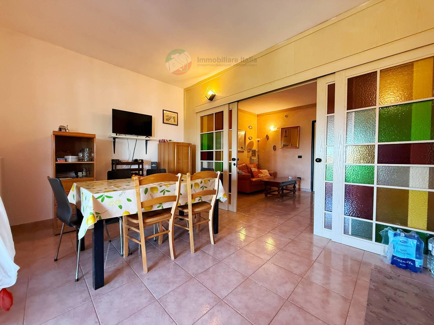 Villa Bifamiliare in vendita a San Giovanni in Marignano