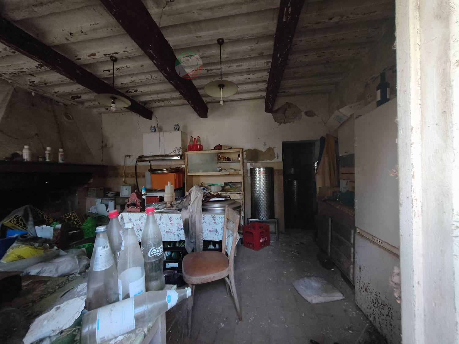 Rustico con giardino a Gradara