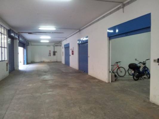 Box/Garage 40mq in vendita a Palermo