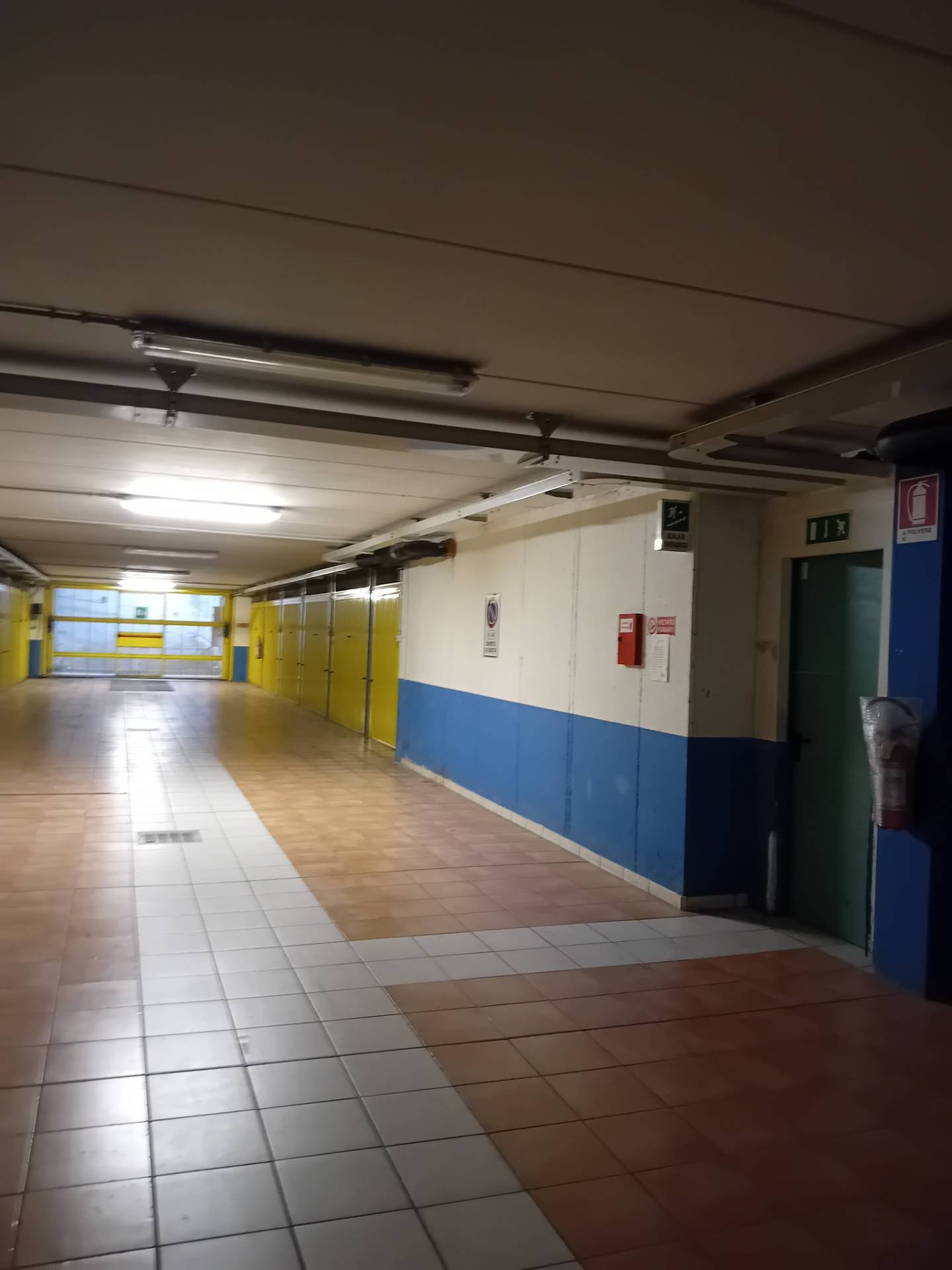 Box o garage in vendita a Venezia, Chirignago