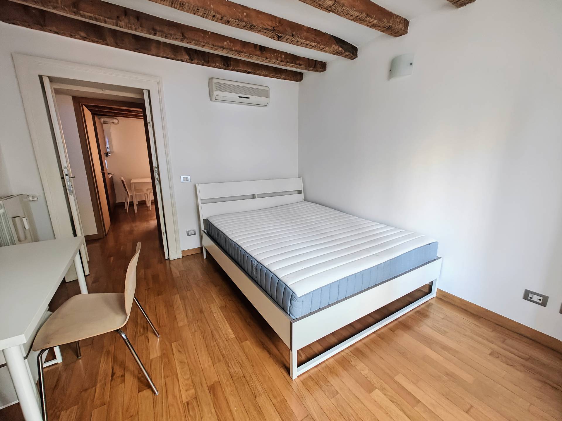 Appartamento in affitto a Milano, Centro Storico