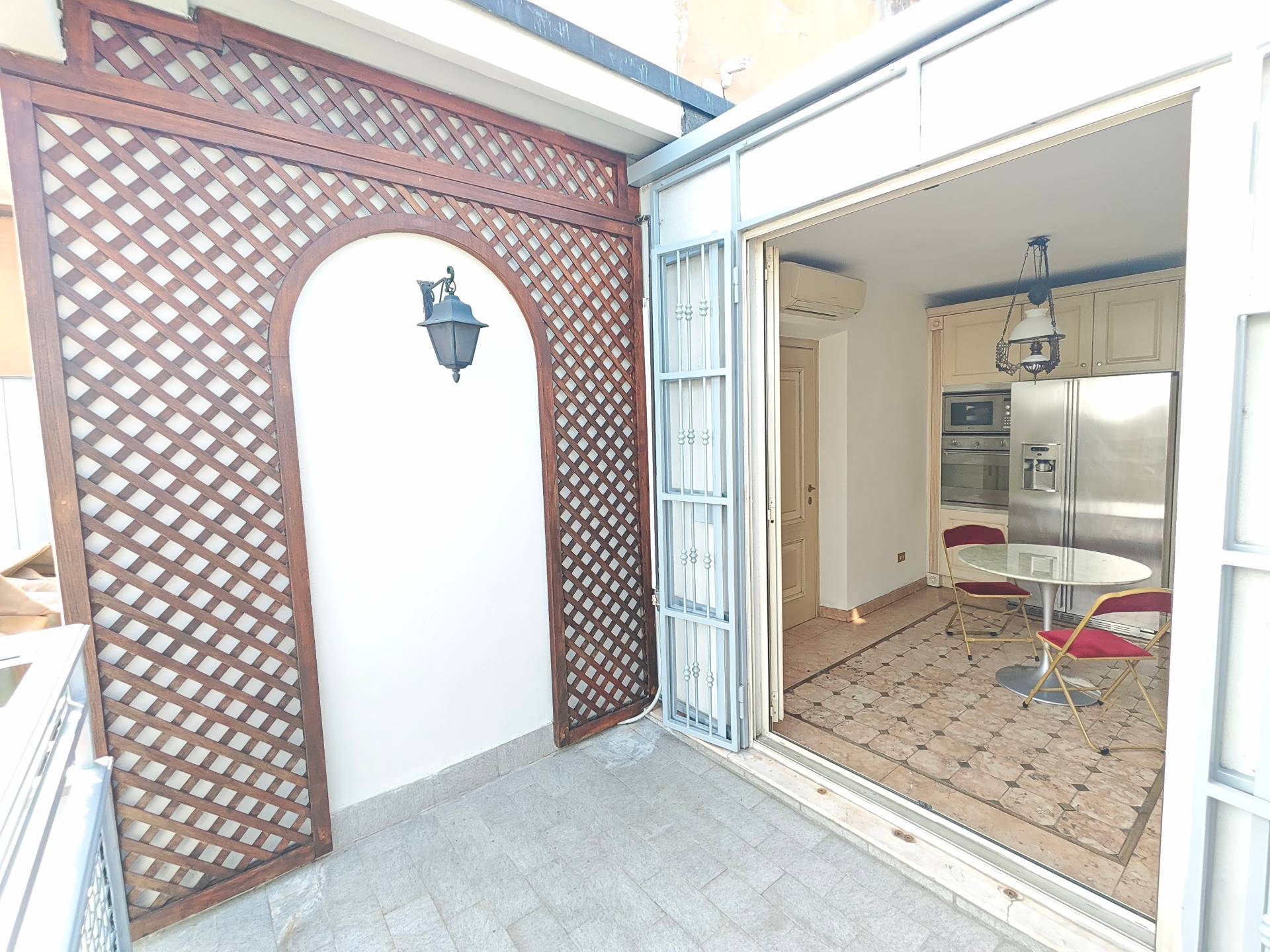 Appartamento in vendita a Milano, De Angeli