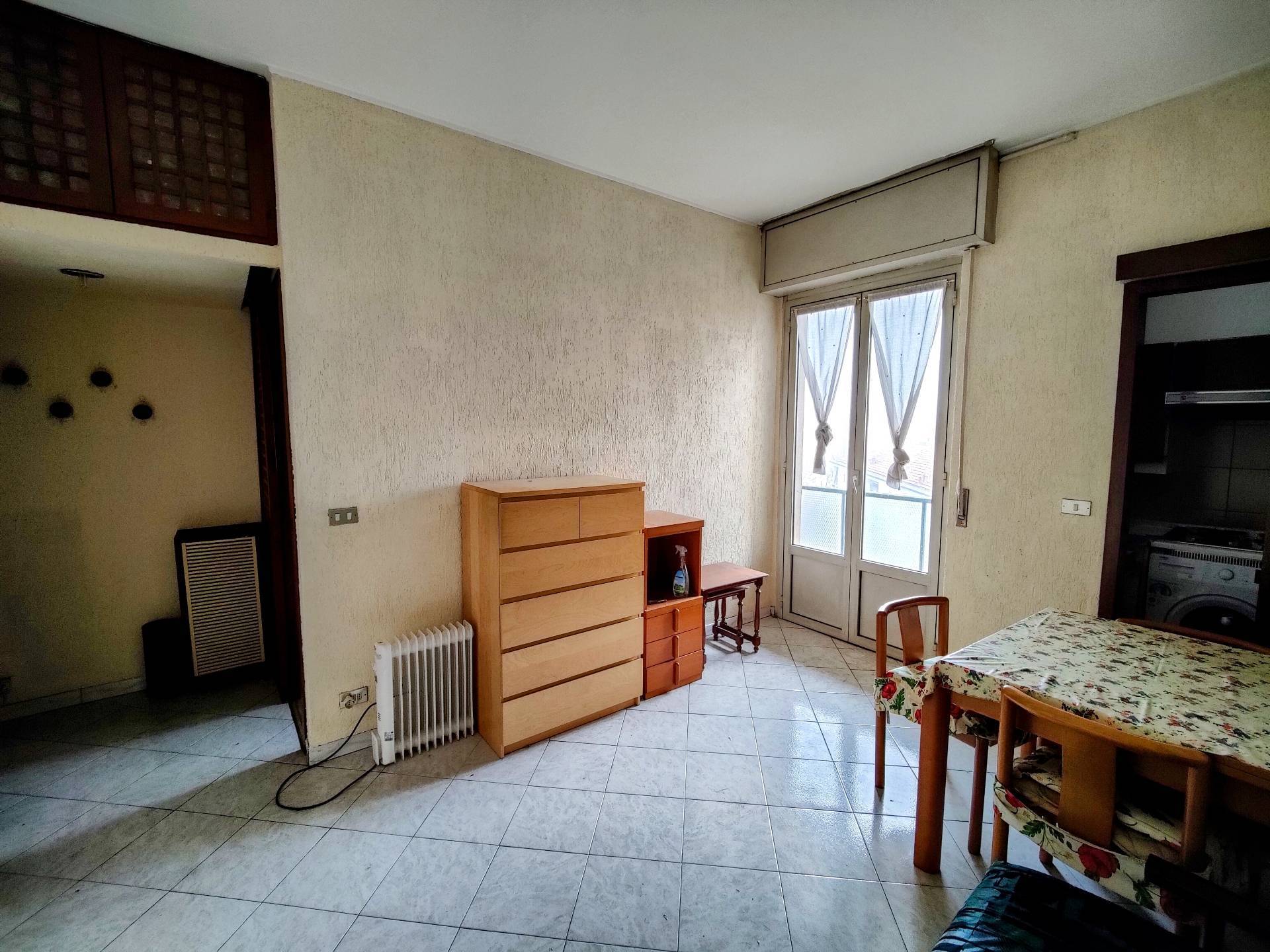 Appartamento in affitto a Milano, De Angeli