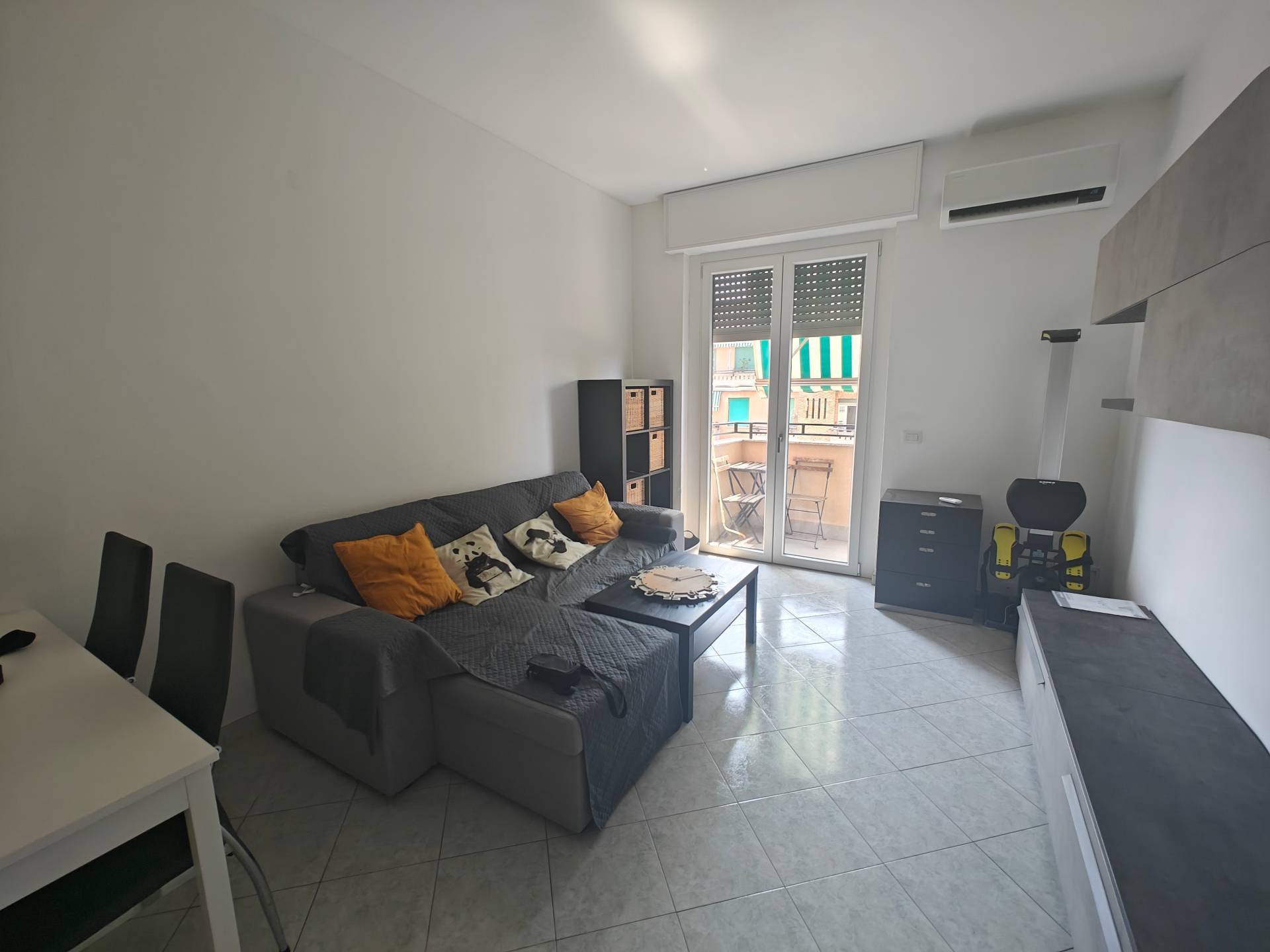 Appartamento in affitto a Milano, De Angeli